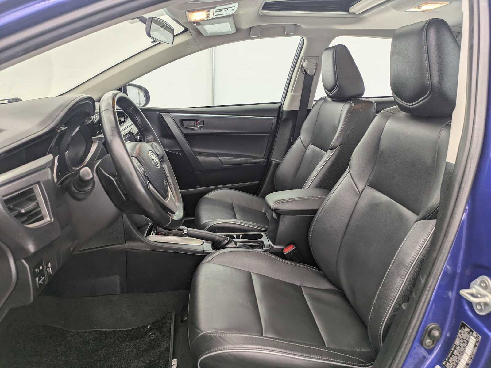 Used 2016 Toyota Corolla S Premium FWD image 17