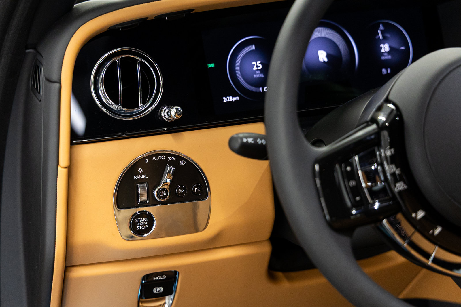 New 2027 Rolls-Royce Cullinan AWD/4WD image 40