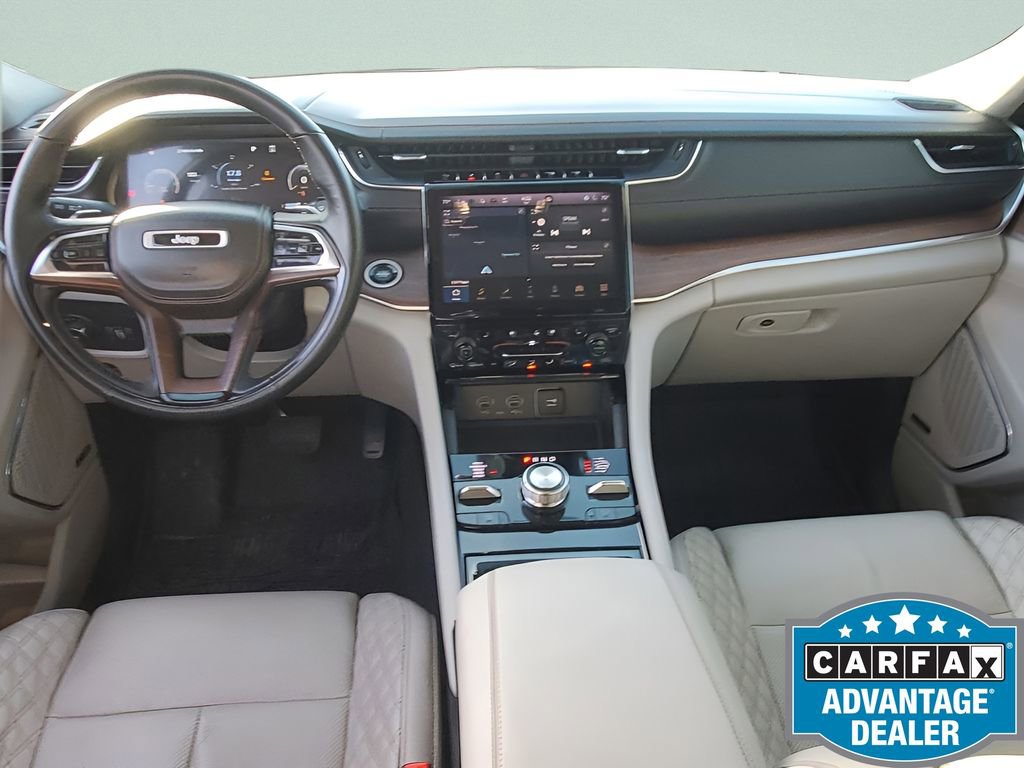 Used 2023 Jeep Grand Cherokee L Summit w/ Luxury Tech Group V image 27