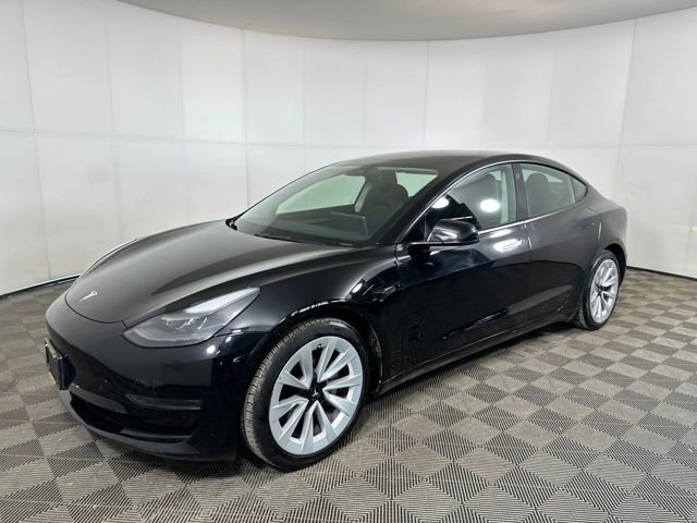 Used 2023 Tesla Model 3 Standard Range image 7