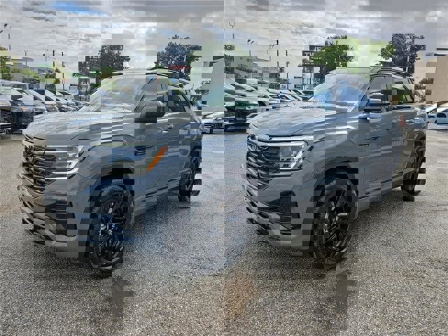 New 2026 Volkswagen Atlas Cross Sport SEL R-Line image 10