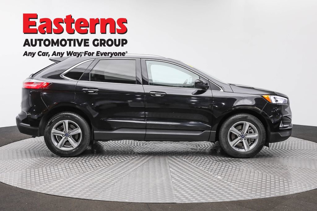 Used 2021 Ford Edge SEL w/ Convenience Package image 4