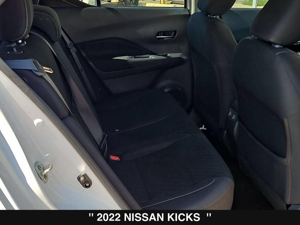 Used 2022 Nissan Kicks SV FWD image 27