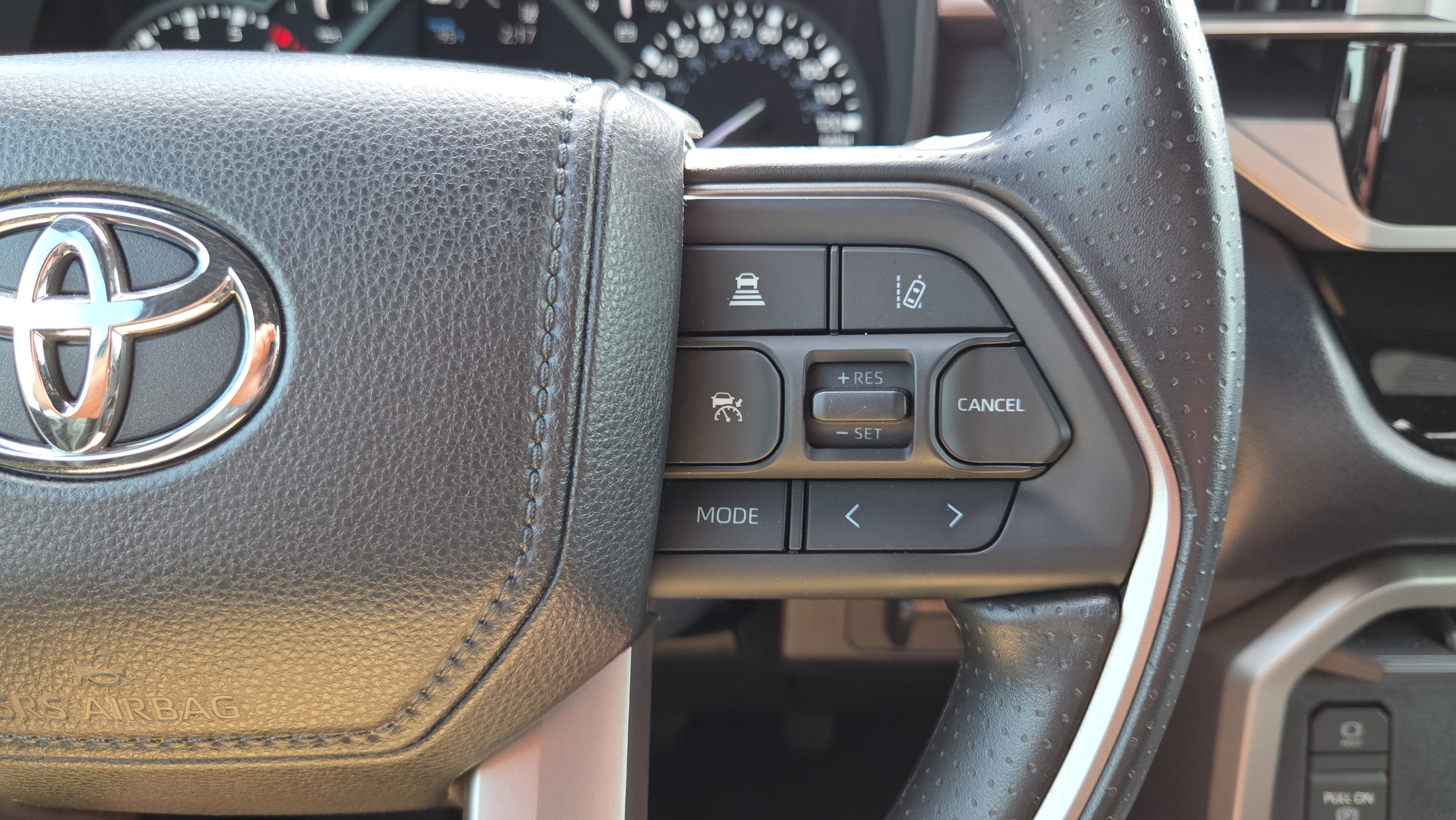 Certified 2025 Toyota Tundra SR5 w/ SR5 Convenience Package AWD/4WD image 29