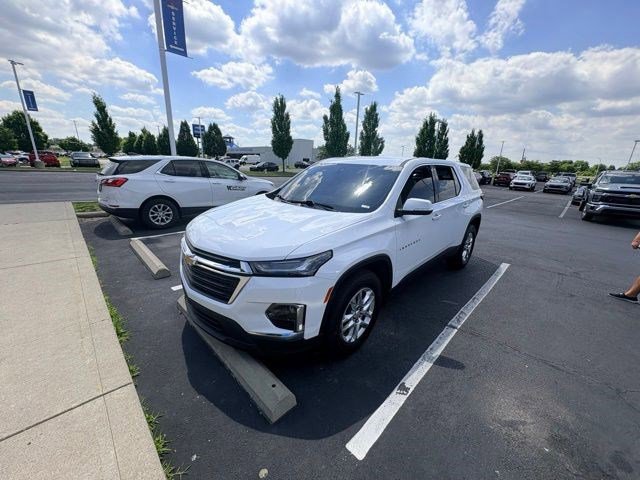 Used 2024 Chevrolet Traverse LS w/ Safety Package AWD/4WD image 2