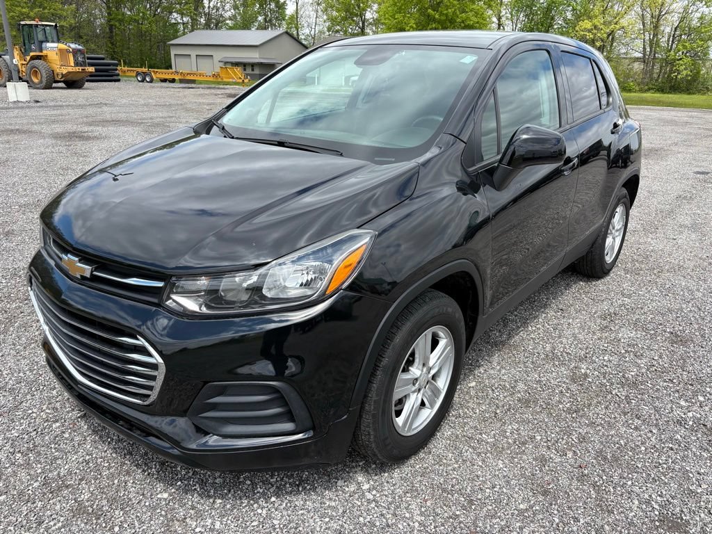 Used 2021 Chevrolet Trax LS w/ Tint and Cruise Package FWD image 7