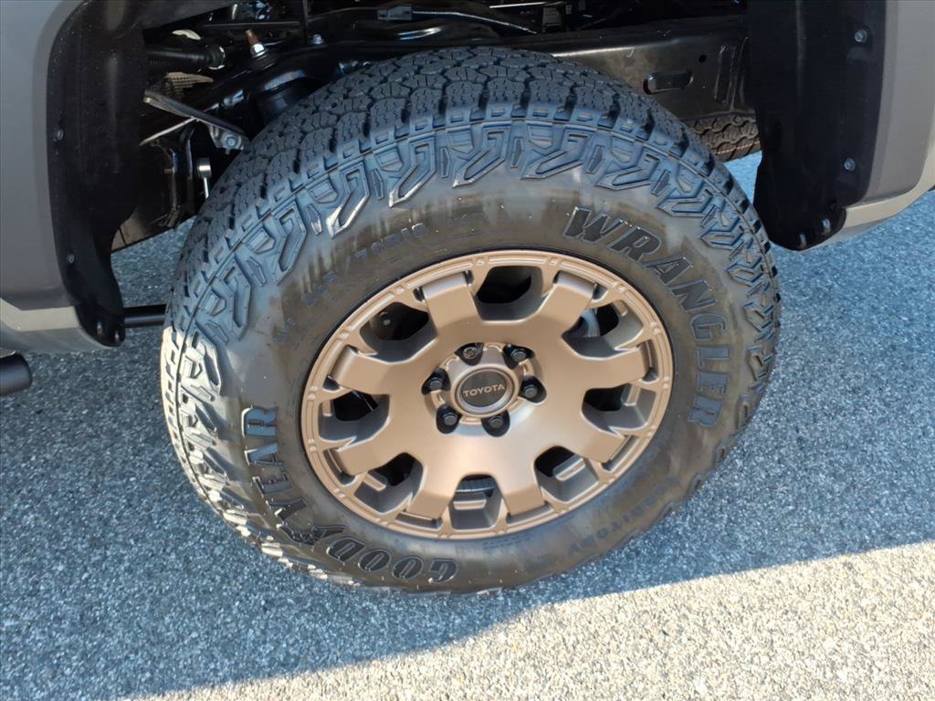 New 2026 Toyota Tacoma 4x4 Double Cab Hybrid w/ Tow Tech Package image 8