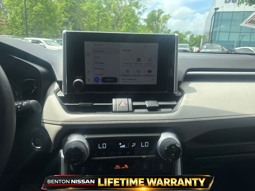 Used 2025 Toyota RAV4 XLE w/ Convenience Package image 17