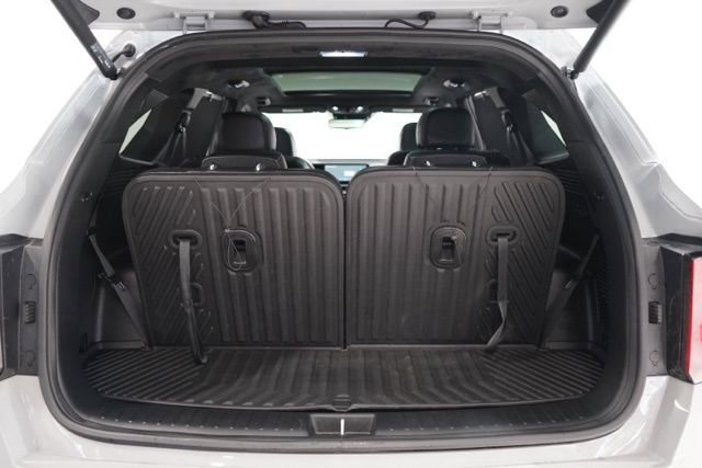 Used 2025 Kia Sorento SX Prestige image 38