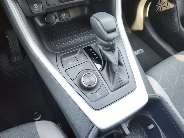 New 2025 Toyota RAV4 XLE image 16