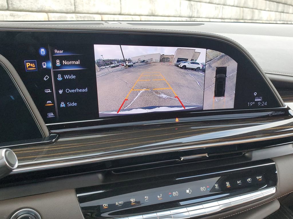 Used 2024 Cadillac Escalade Sport w/ LPO, ONYX Package image 28