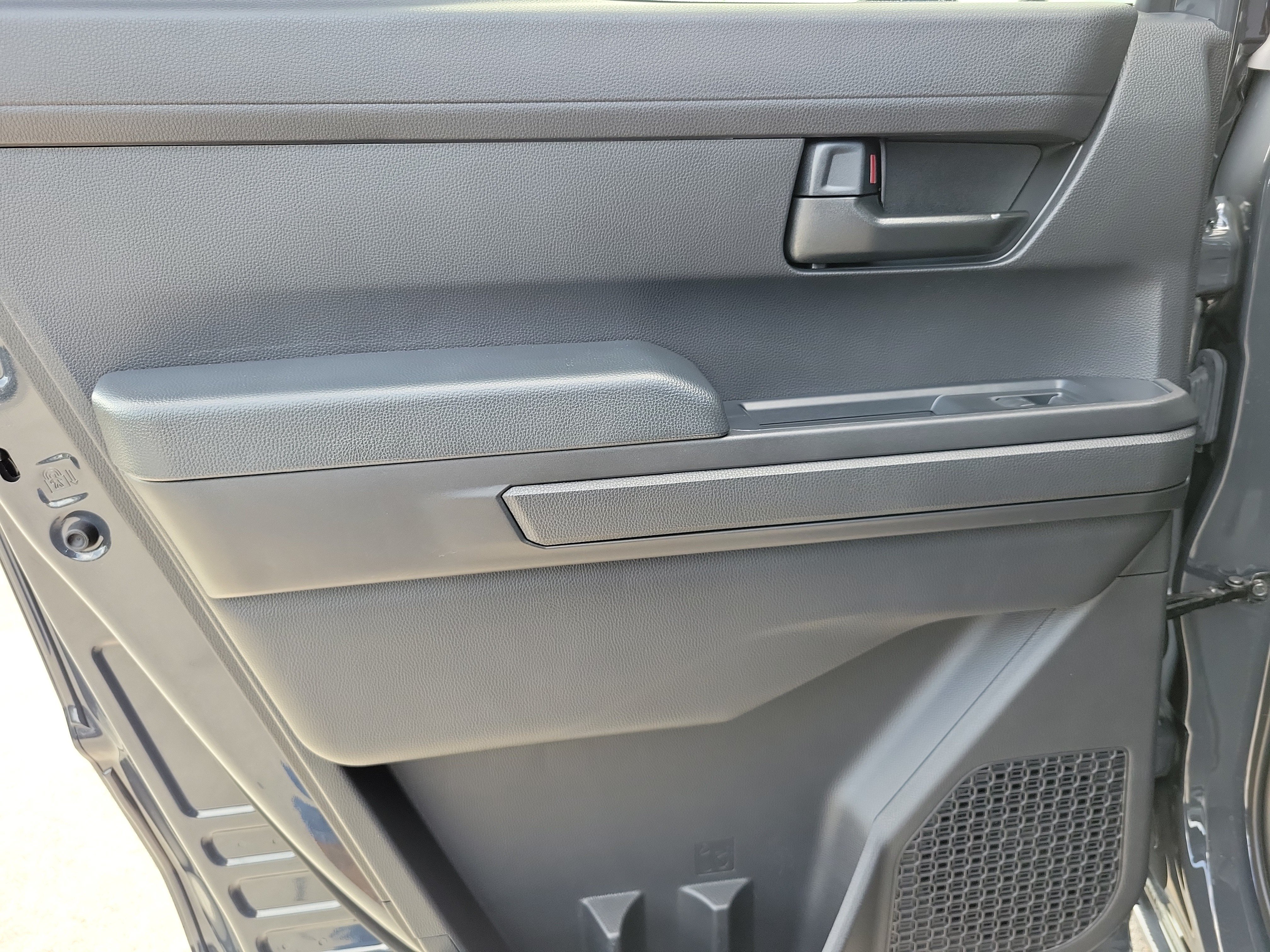 Used 2025 Toyota Tacoma SR5 RWD image 28
