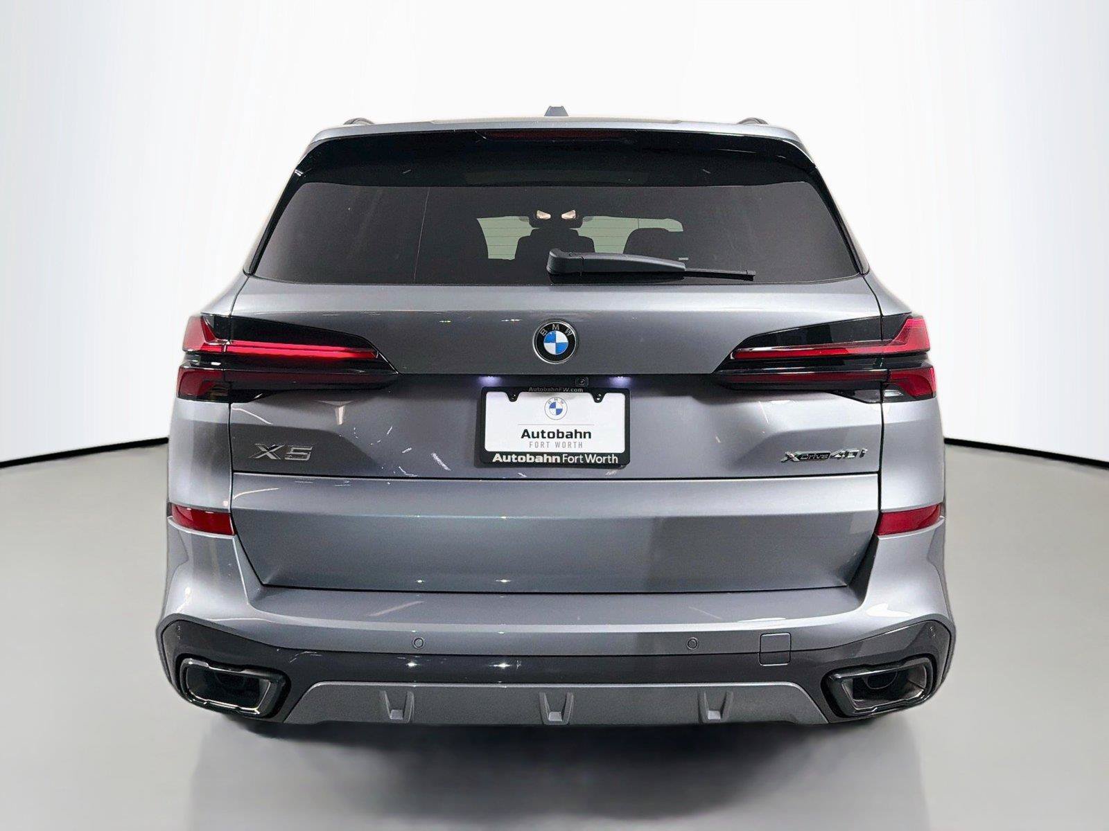New 2026 BMW X5 xDrive40i w/ M Sport Package AWD/4WD image 6