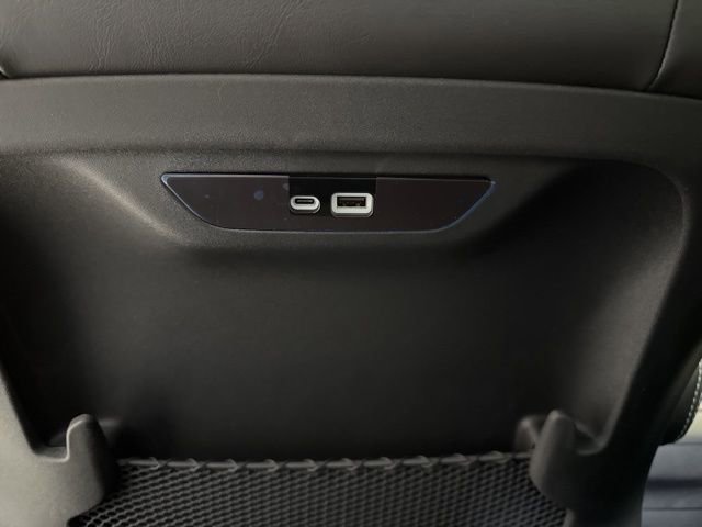 New 2026 Chrysler Pacifica Limited w/ S Appearance Package AWD/4WD image 38