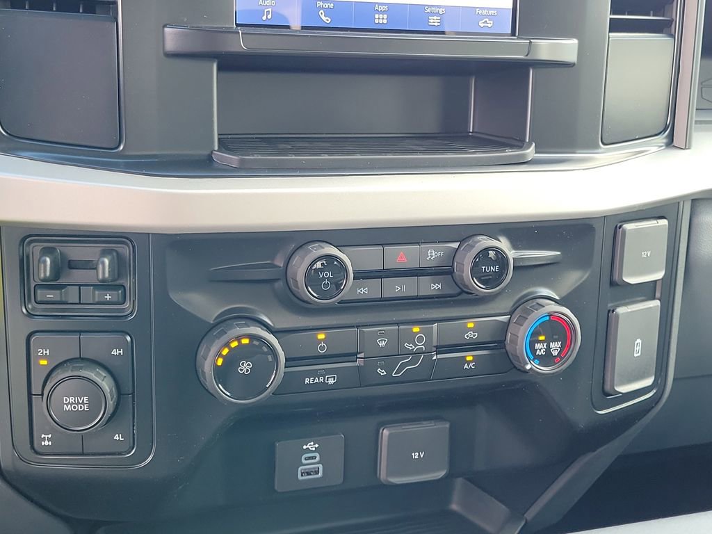 New 2026 Ford F250 XL w/ STX Appearance Package image 28