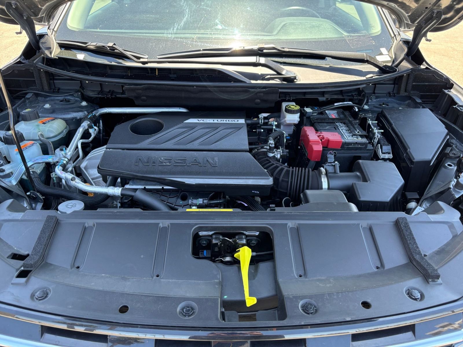 Used 2025 Nissan Rogue SV FWD image 34
