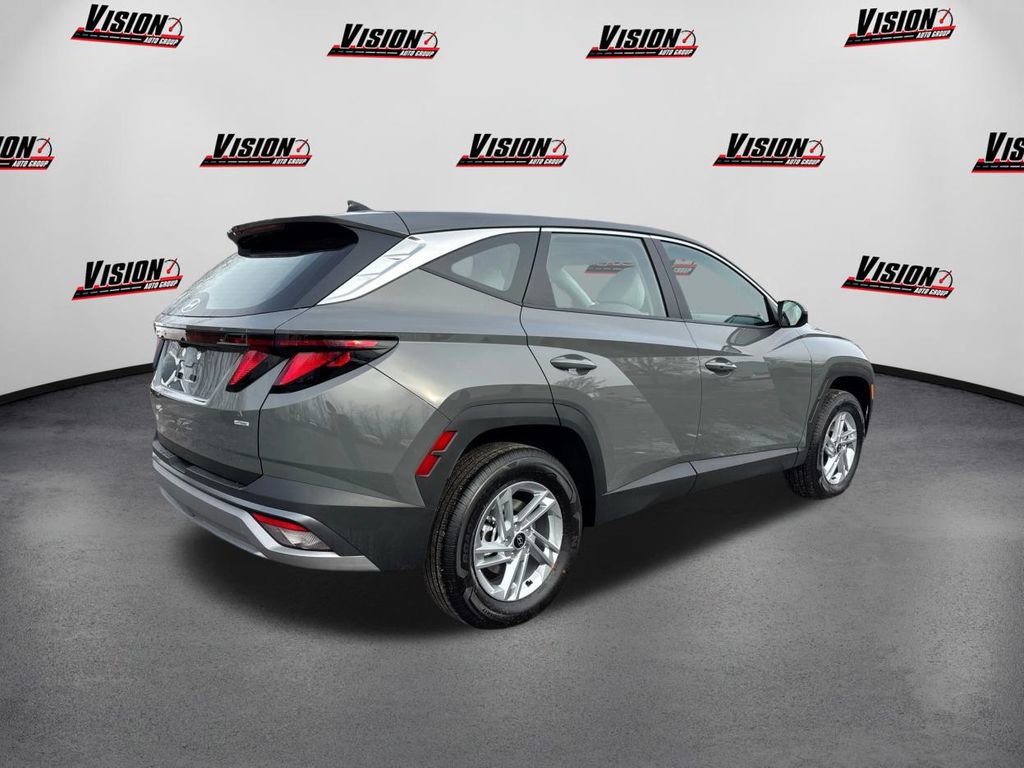 New 2026 Hyundai Tucson SE image 5
