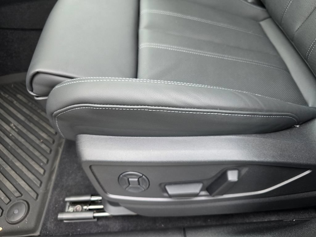 New 2026 Audi Q5 Prestige AWD/4WD image 17