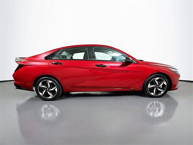 Used 2023 Hyundai Elantra Limited w/ Cargo Package image 8