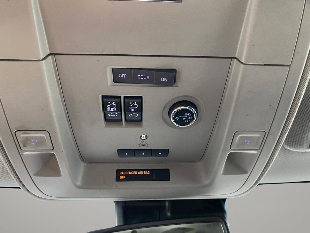 Used 2020 Chevrolet Suburban LT w/ RST Edition AWD/4WD image 19