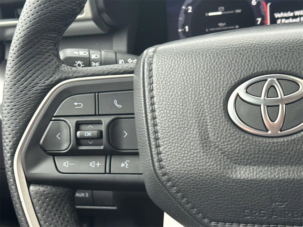 Certified 2025 Toyota Tacoma TRD Sport image 10