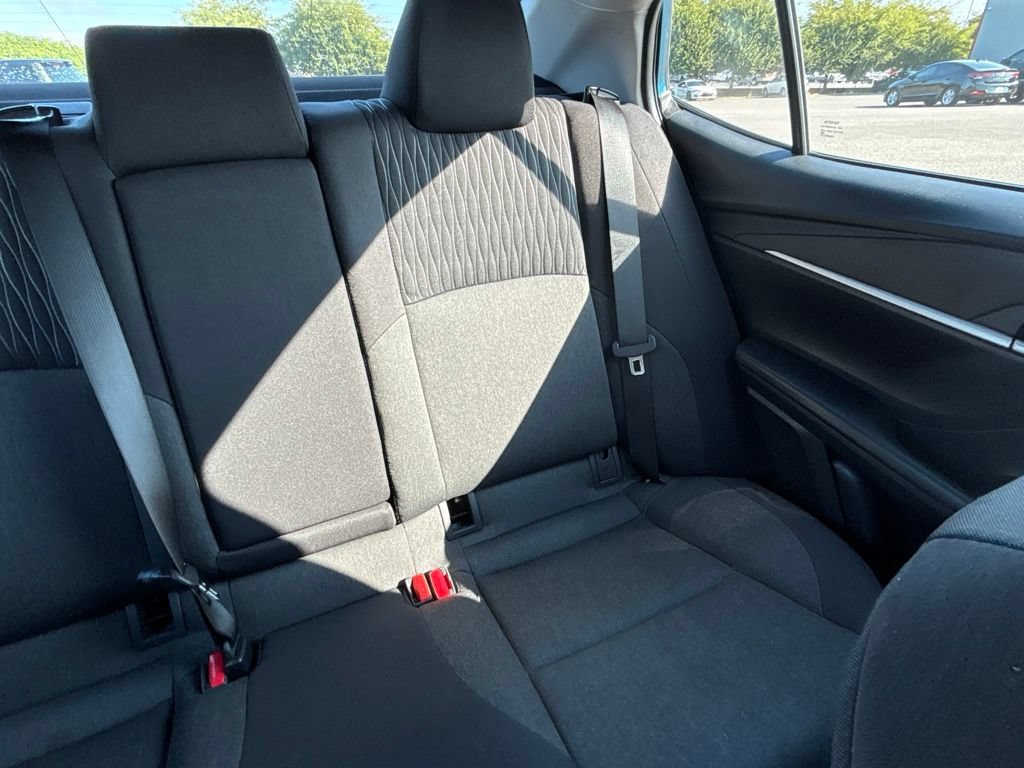Used 2025 Toyota Camry LE AWD/4WD image 30