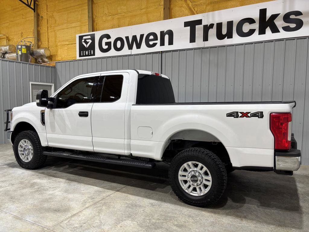 Used 2019 Ford F250 XLT w/ XLT Value Package AWD/4WD image 5