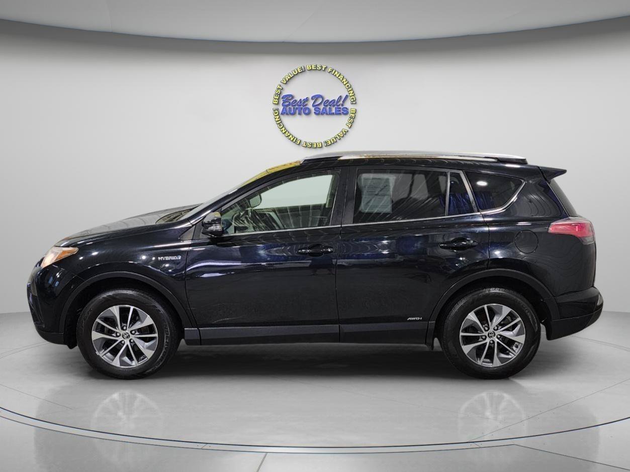 Used 2016 Toyota RAV4 XLE w/ Convenience Package AWD/4WD image 3