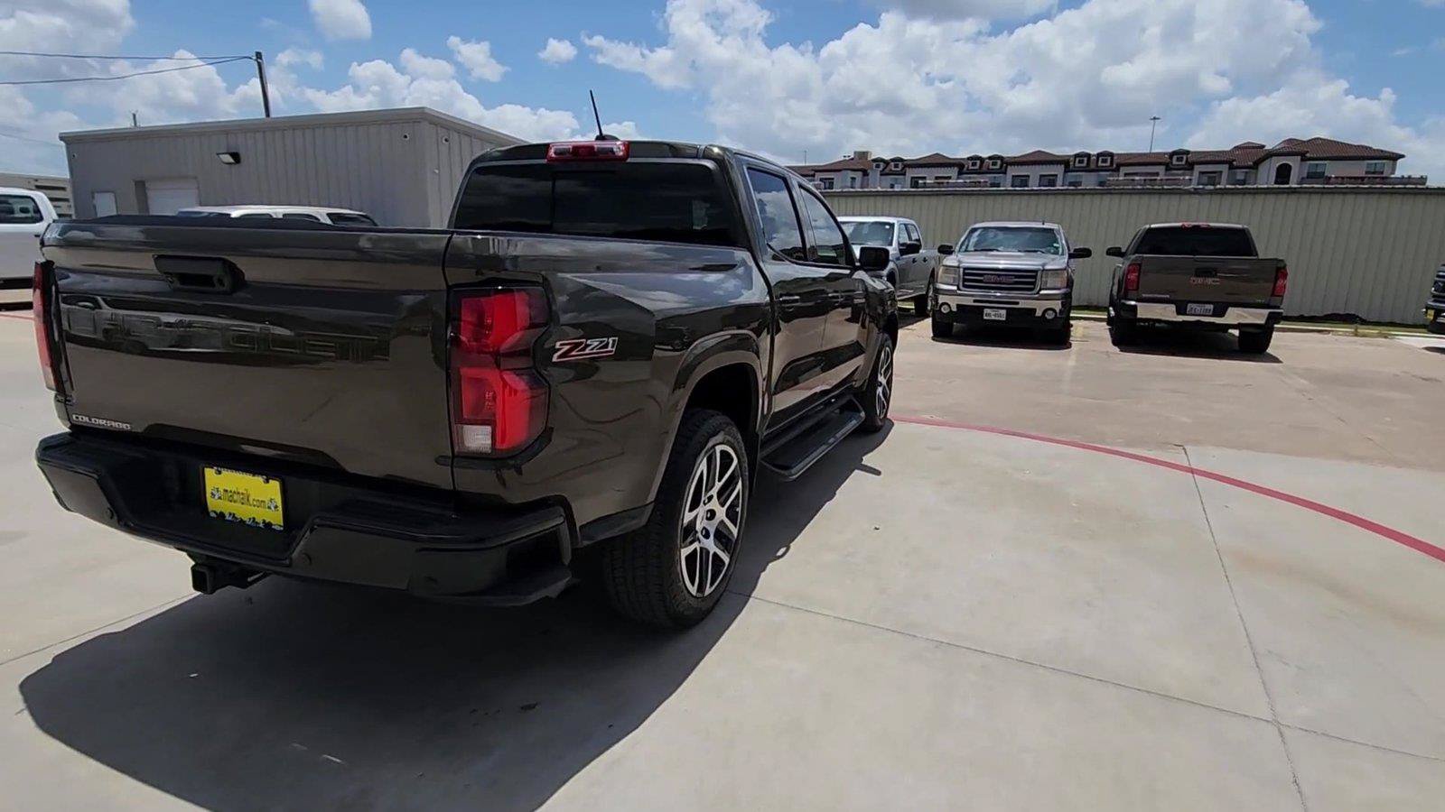 Certified 2024 Chevrolet Colorado Z71 w/ Z71 Convenience Package 2 AWD/4WD image 8