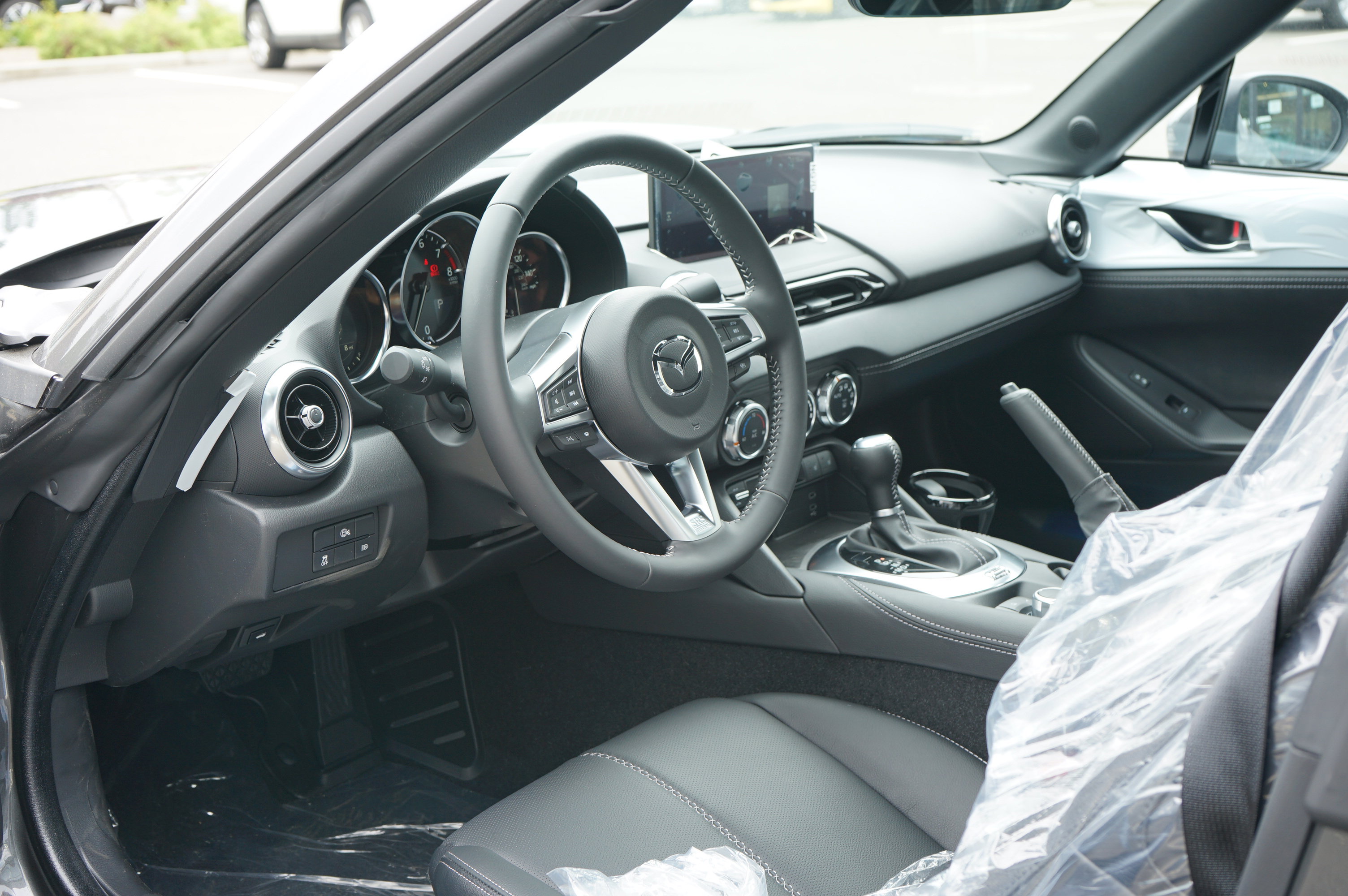 New 2025 MAZDA MX-5 Miata RF Grand Touring w/ Weather Package image 13