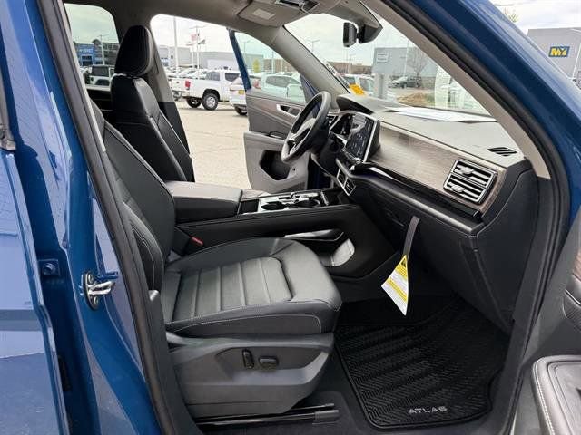 New 2025 Volkswagen Atlas SEL image 21