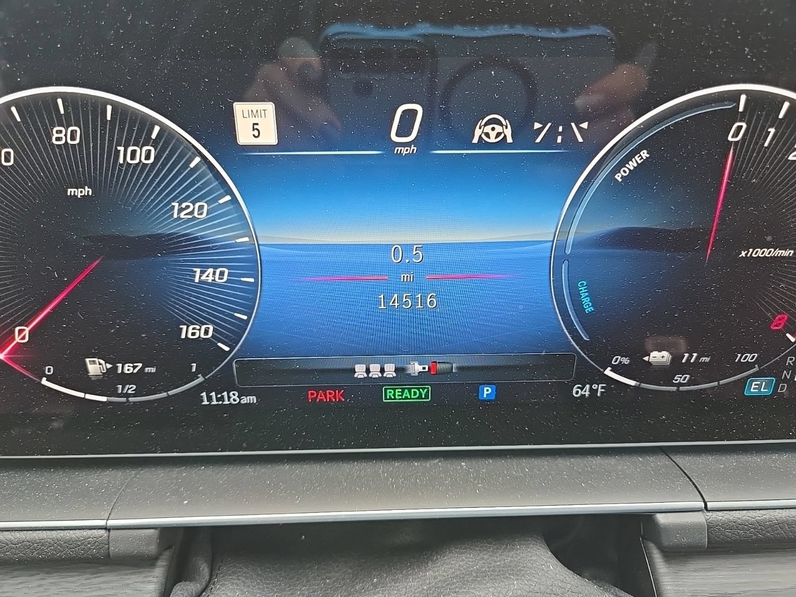 Used 2025 Mercedes-Benz GLE 450e 4MATIC image 9