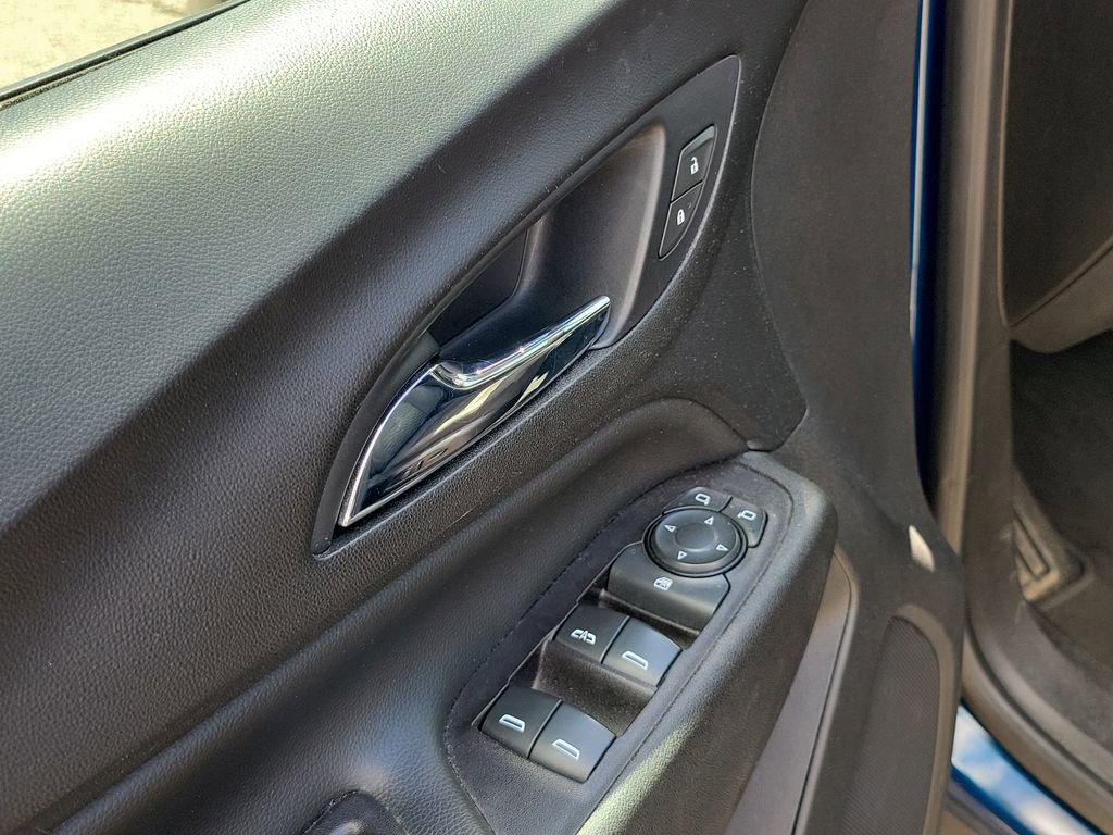 Used 2021 Chevrolet Equinox LT AWD/4WD image 21