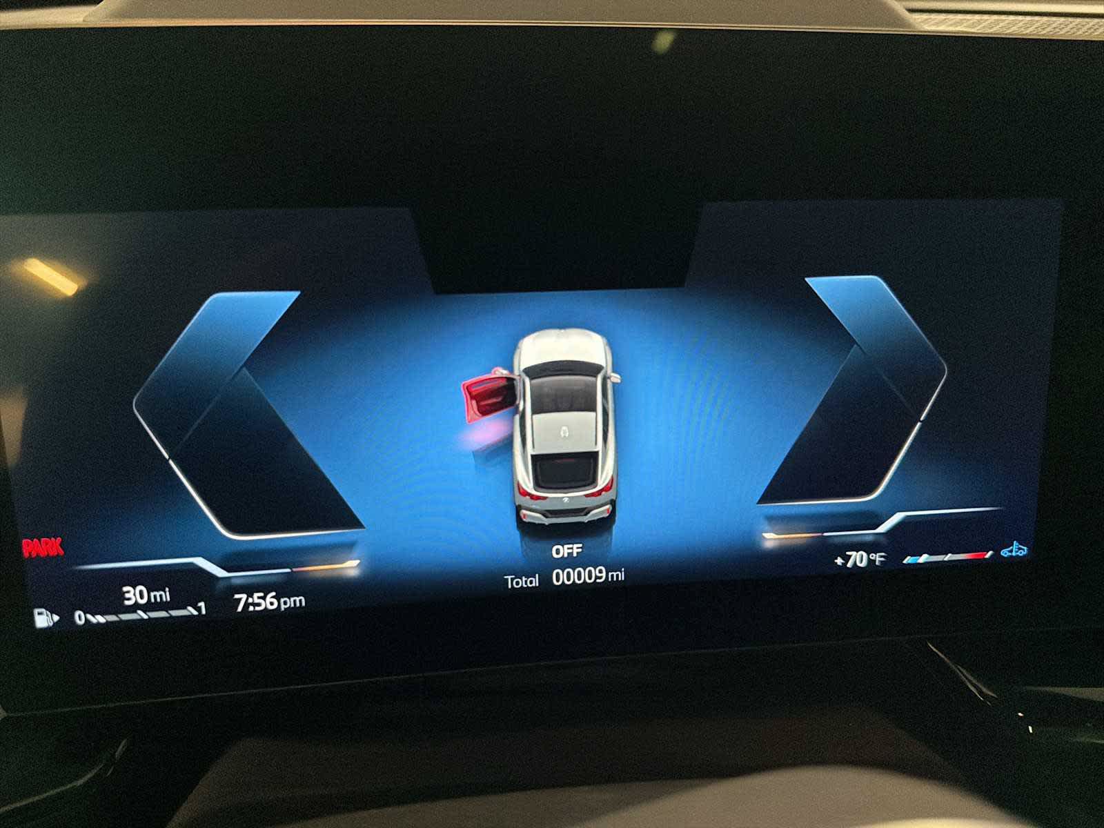New 2026 BMW X2 xDrive28i w/ Technology Package AWD/4WD image 9