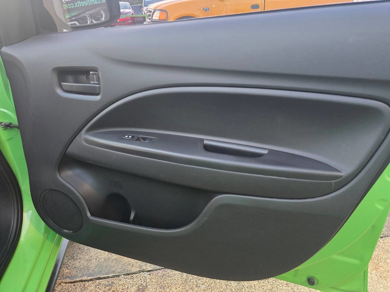 Used 2014 Mitsubishi Mirage DE image 18