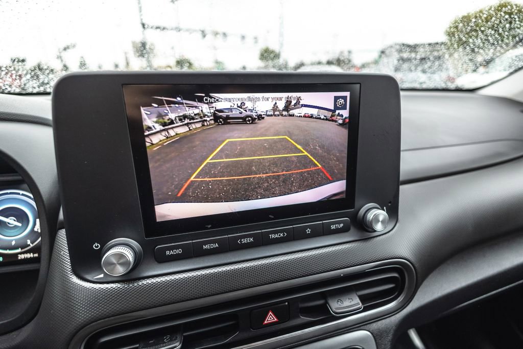 Used 2023 Hyundai Kona SE w/ Cargo Package image 15