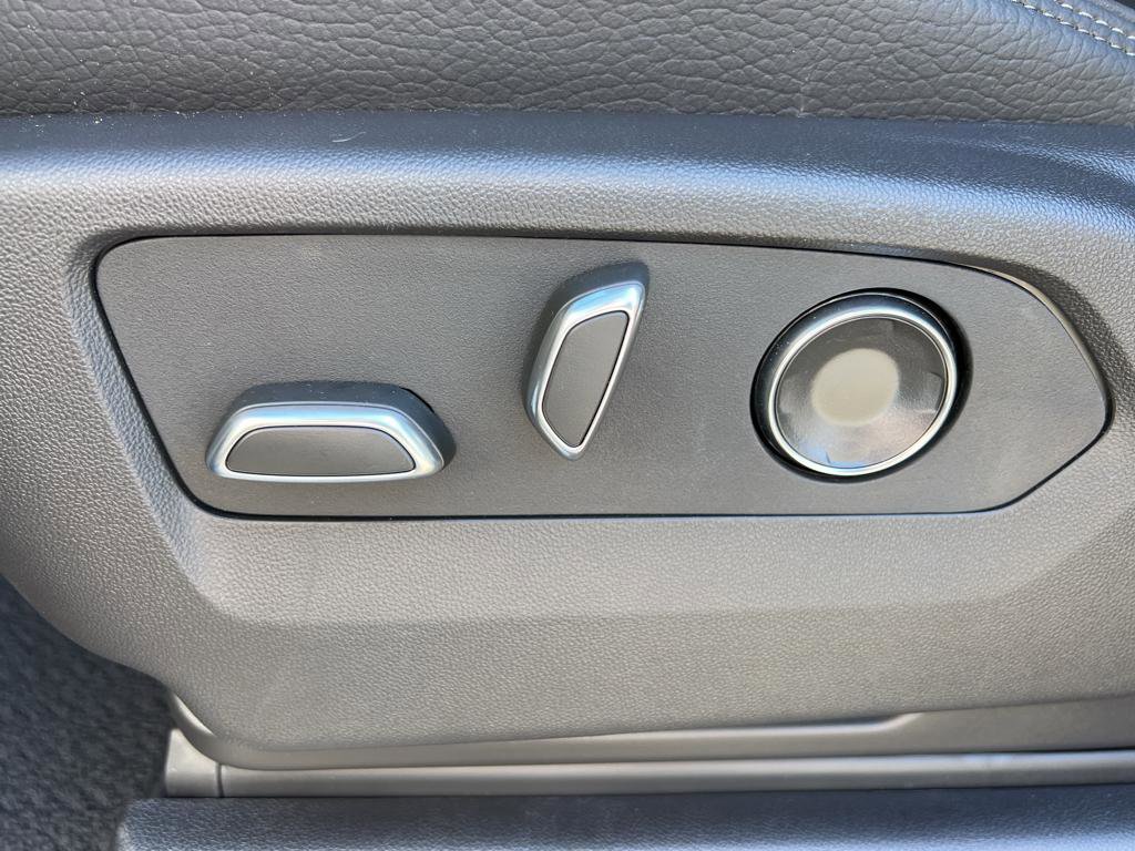 New 2025 GMC Sierra 3500 Denali image 21