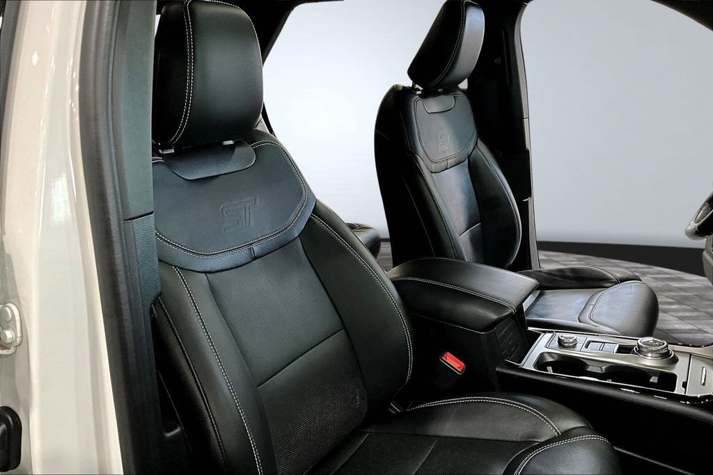 Used 2022 Ford Explorer ST w/ Equipment Group 401A image 33