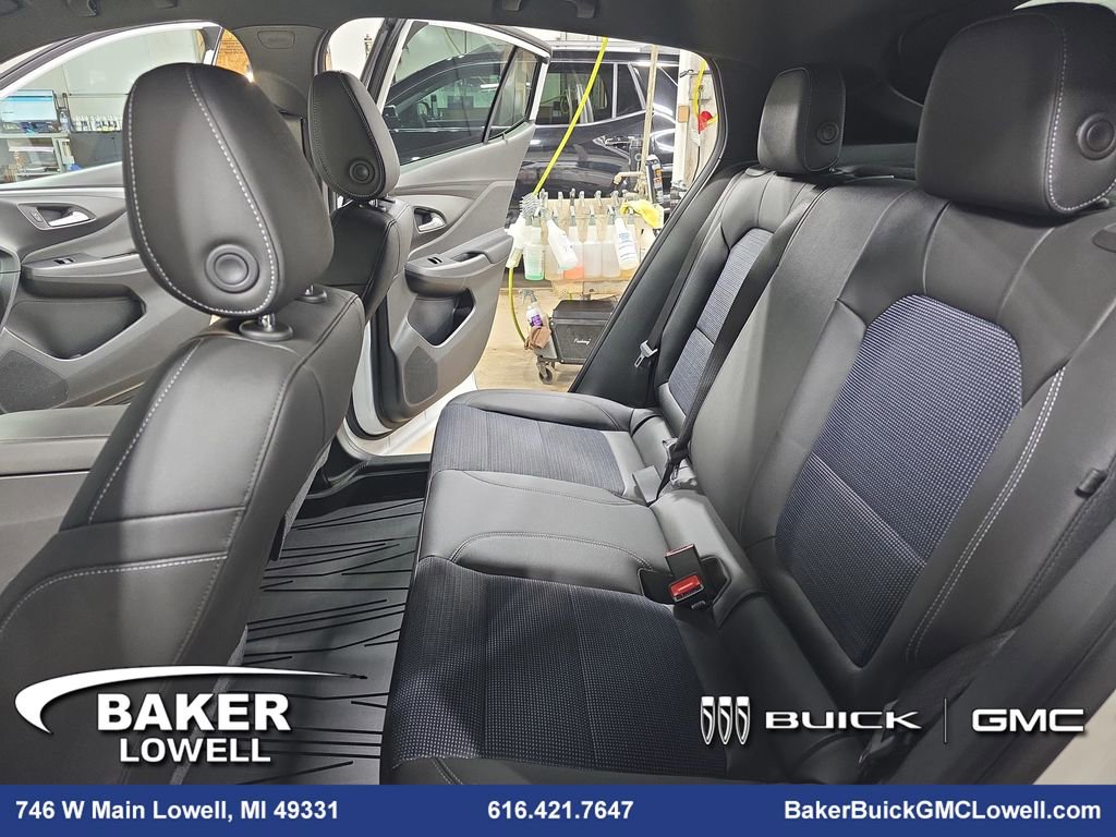 New 2026 Buick Envista Preferred image 13