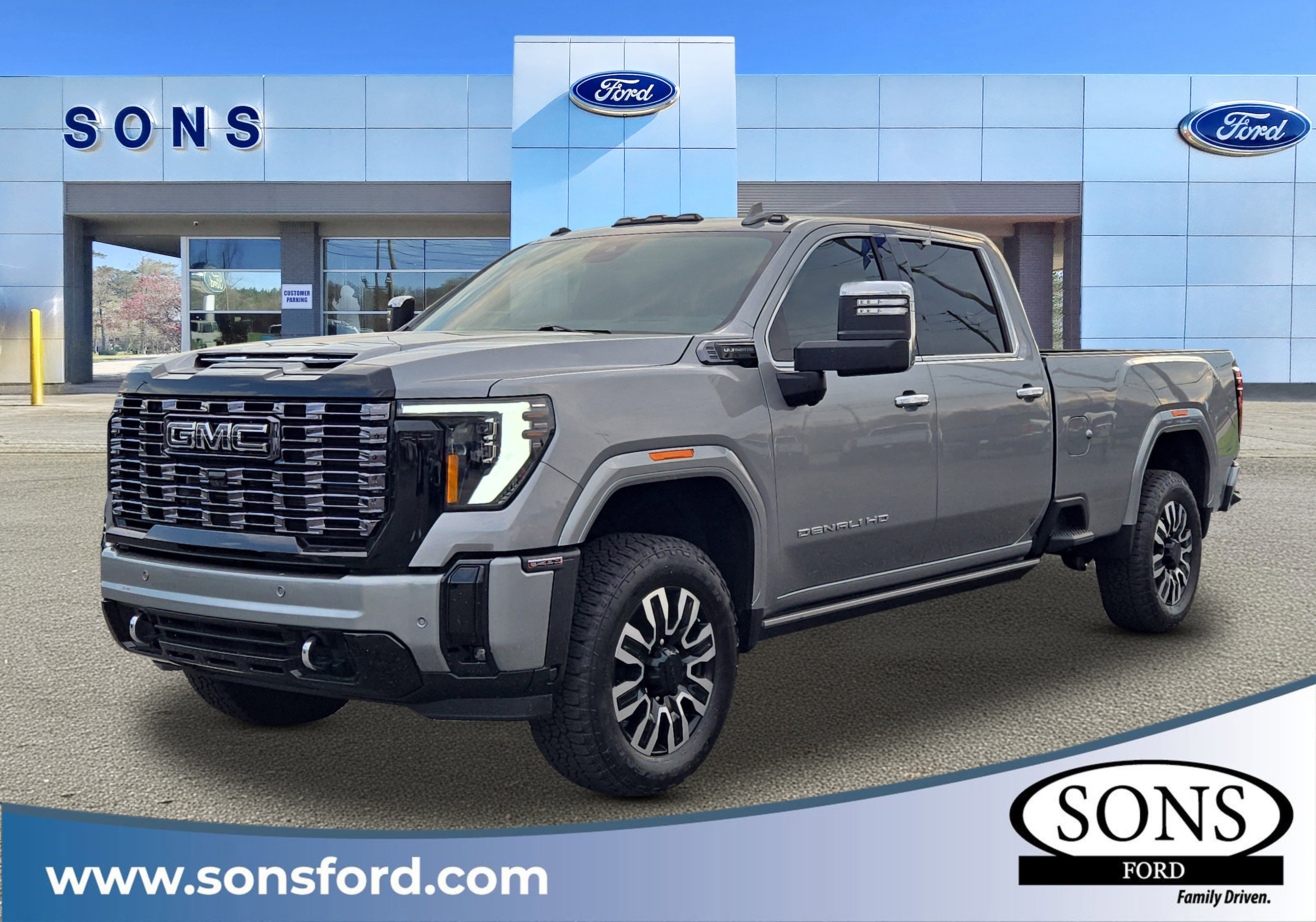 Used 2026 GMC Sierra 3500 Denali Ultimate image 1