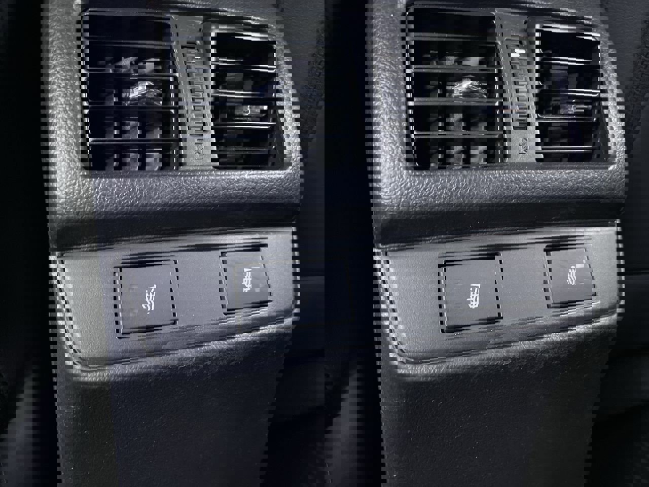 Used 2016 Subaru Outback 2.5i Limited image 28