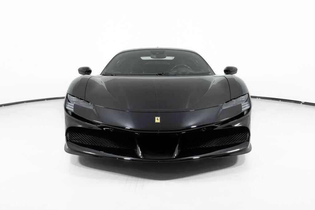 Used 2023 Ferrari SF90 Stradale AWD/4WD image 8