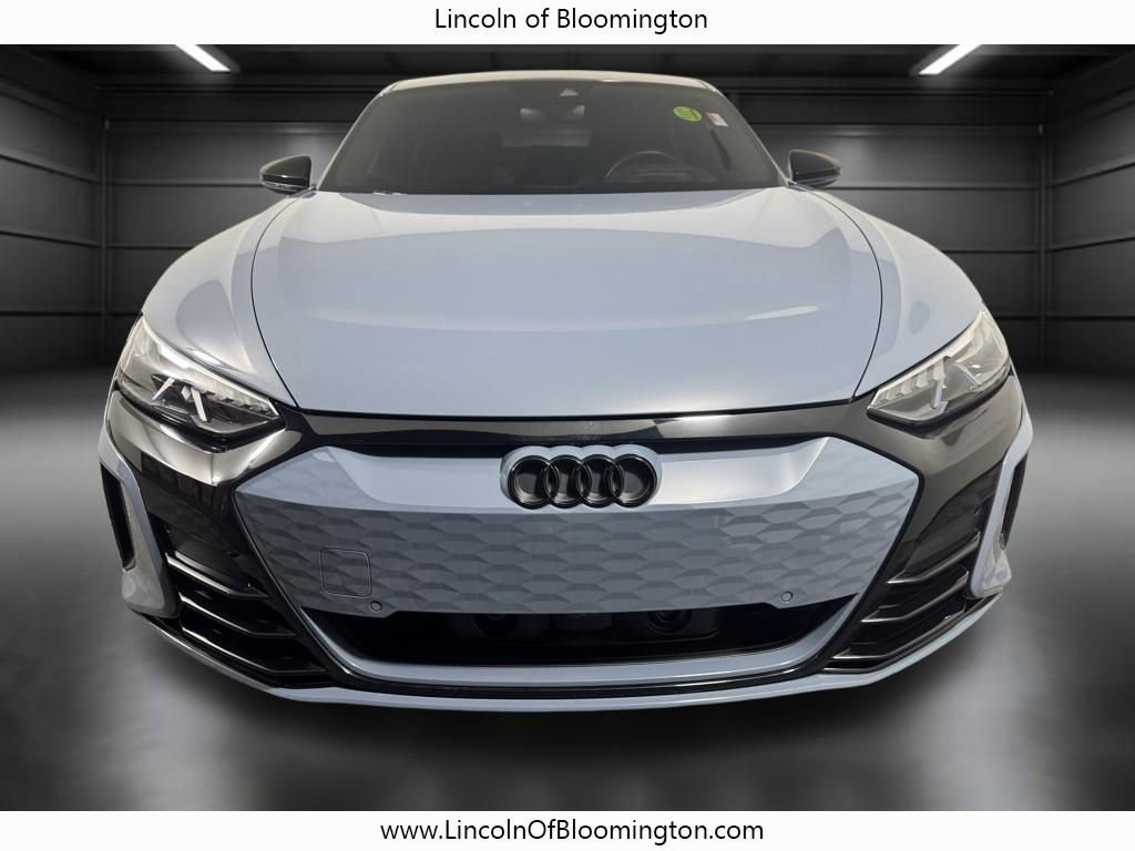 Used 2024 Audi RS e-tron GT w/ Carbon Performance Package AWD/4WD image 9