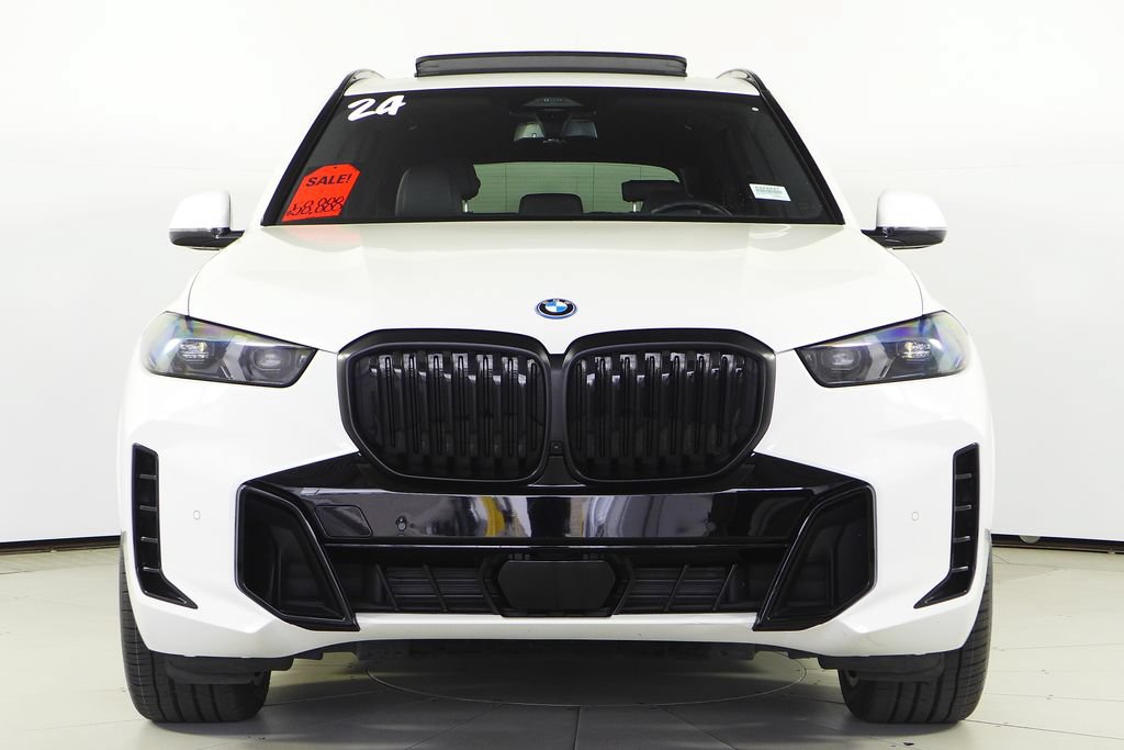 Used 2024 BMW X5 xDrive50e w/ M Sport Package AWD/4WD image 3