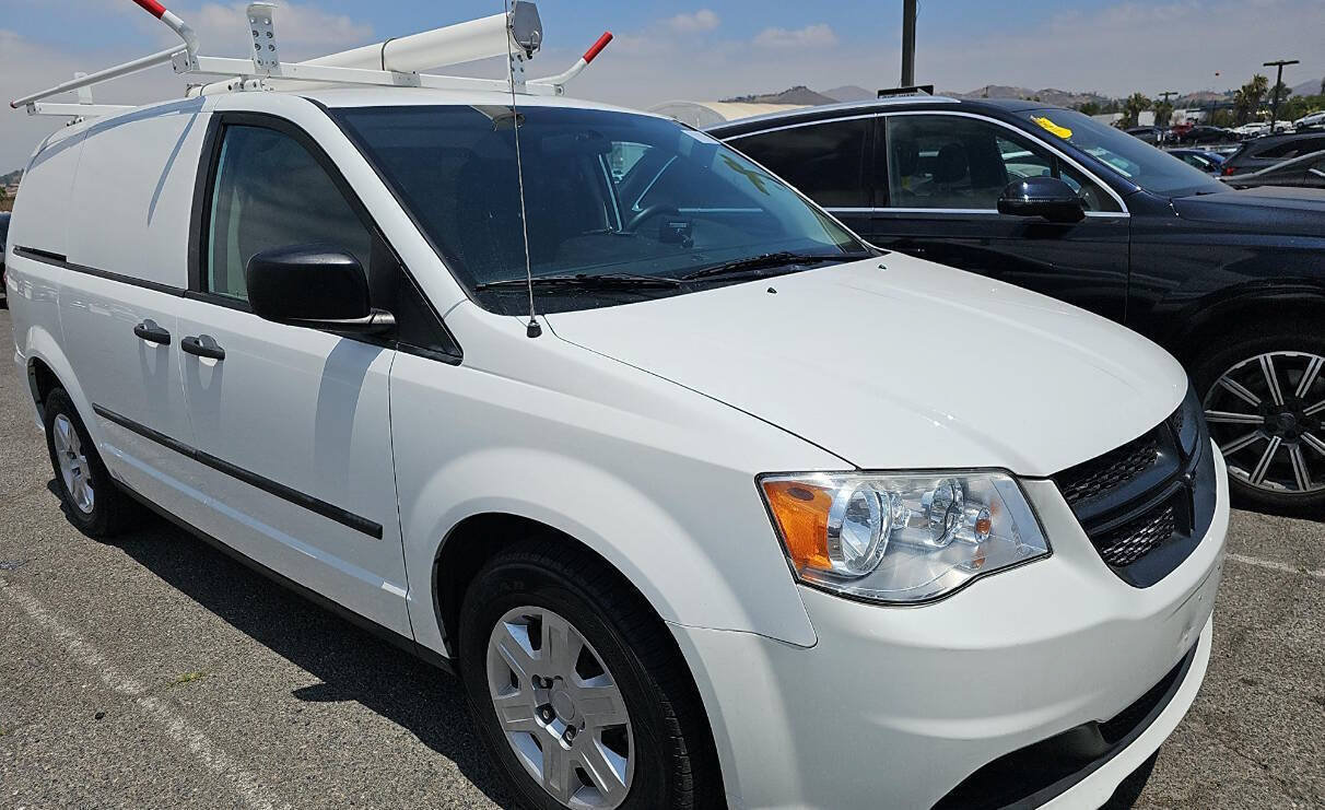 Used 2013 RAM C/V Tradesman FWD image 1