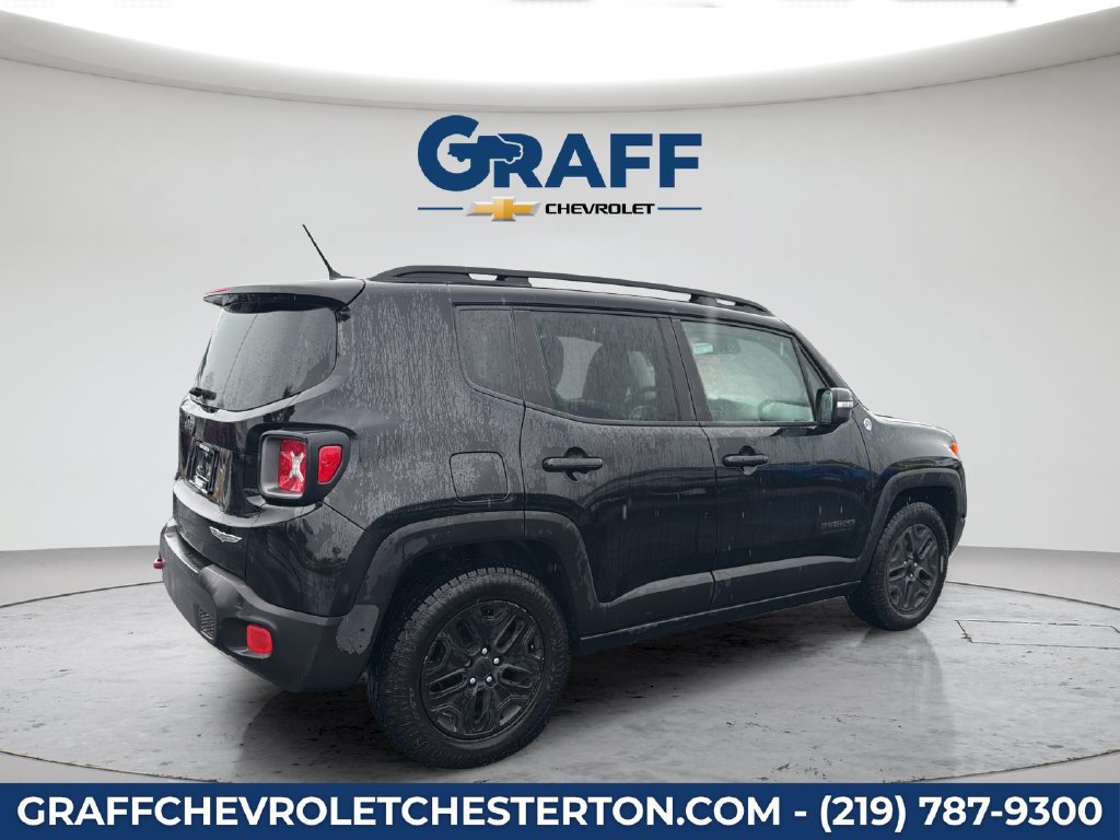 Used 2017 Jeep Renegade Trailhawk AWD/4WD image 8