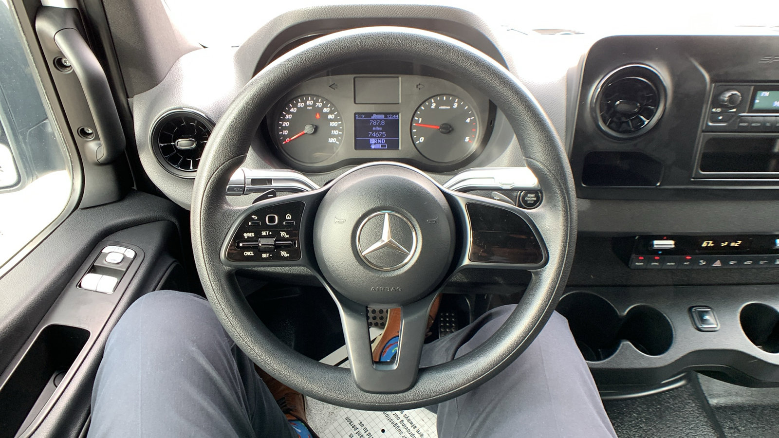 Used 2020 Mercedes-Benz Sprinter 3500 image 12