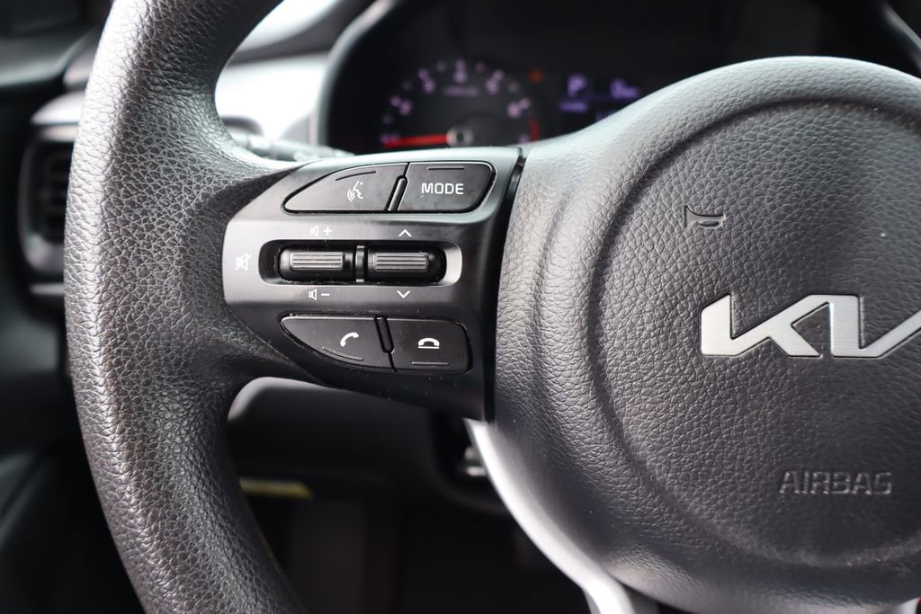 Used 2022 Kia Rio S FWD image 7