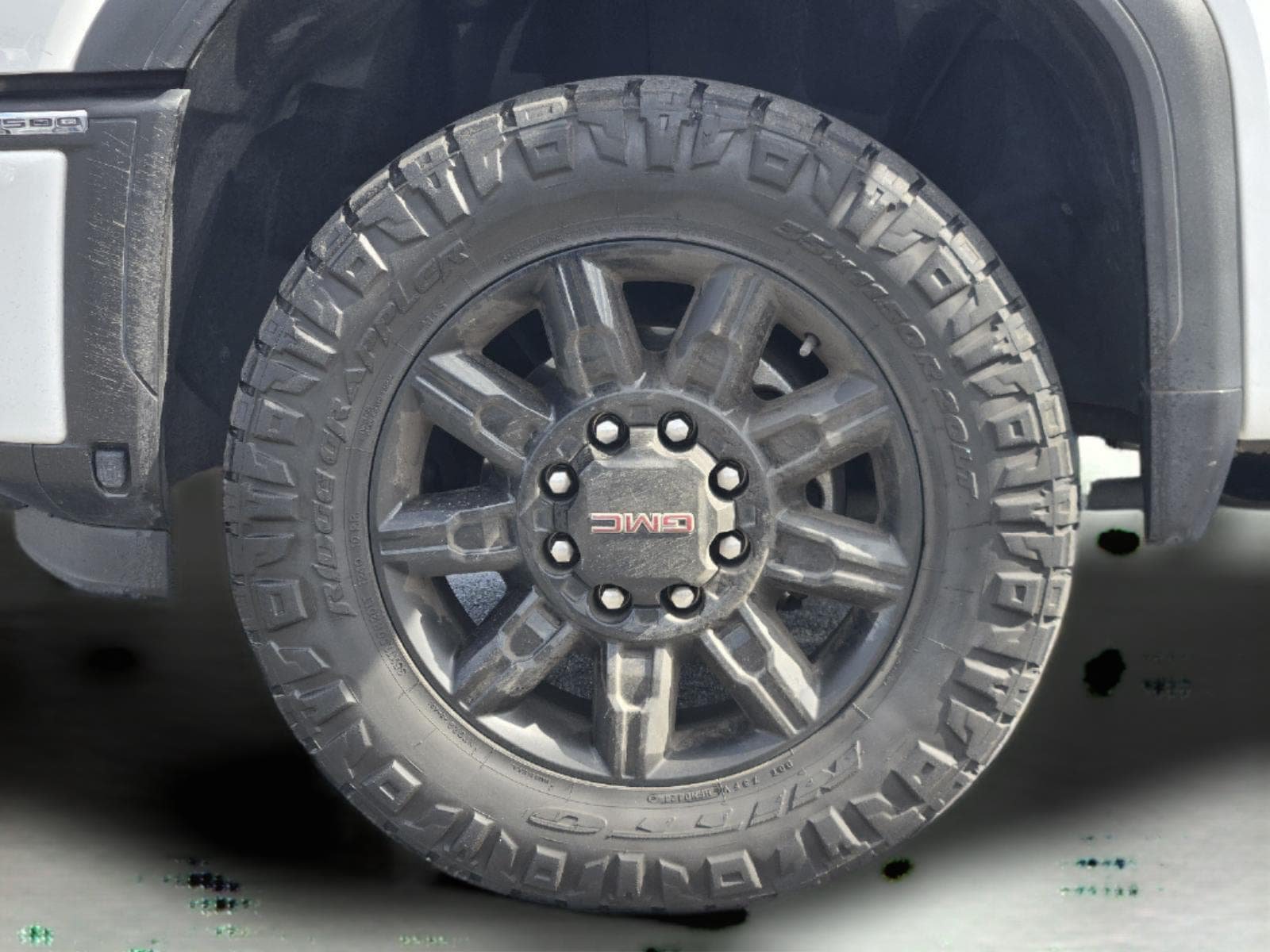 Used 2024 GMC Sierra 2500 AT4 w/ AT4 Premium Plus Package AWD/4WD image 11