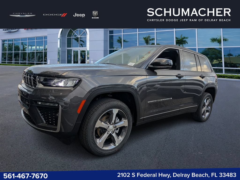 New 2026 Jeep Grand Cherokee Limited w/ Luxury Tech Group II AWD/4WD image 3